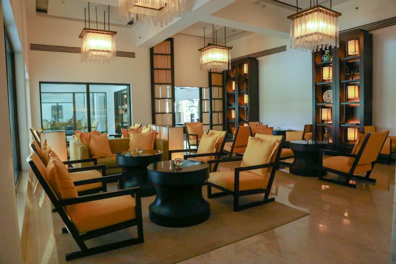 Trident Agra Ξενοδοχείο Agra  Εξωτερικό φωτογραφία Library at the Taj Mahal Palace, Mumbai