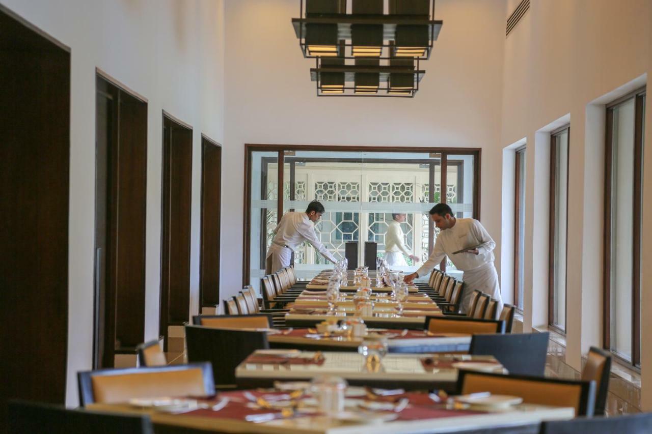 Trident Agra Ξενοδοχείο Agra  Εξωτερικό φωτογραφία The restaurant at the Taj Mahal Palace