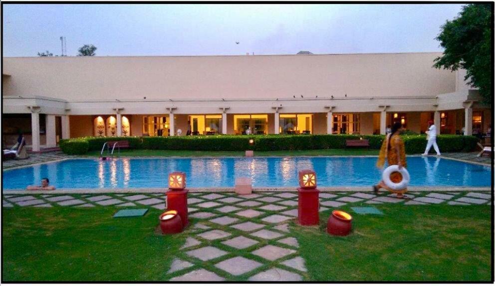 Trident Agra Ξενοδοχείο Agra  Εξωτερικό φωτογραφία The Taj Mahal Palace, Mumbai
